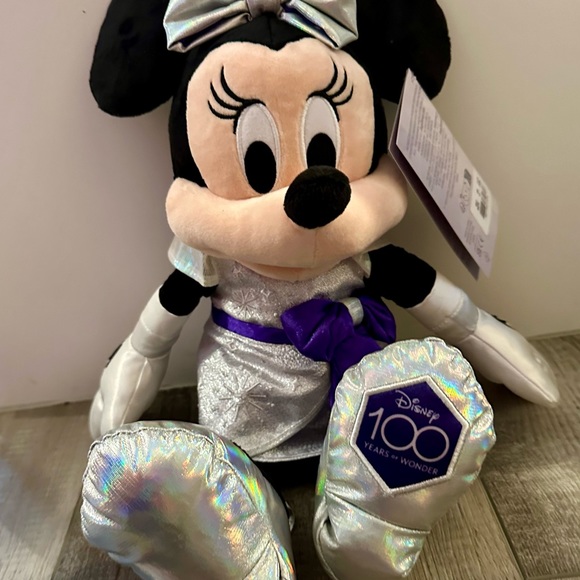 New Disney100 Years of Wonder Minnie Mouse Large Plush Stuffed Animal 2023 - Picture 3 of 7